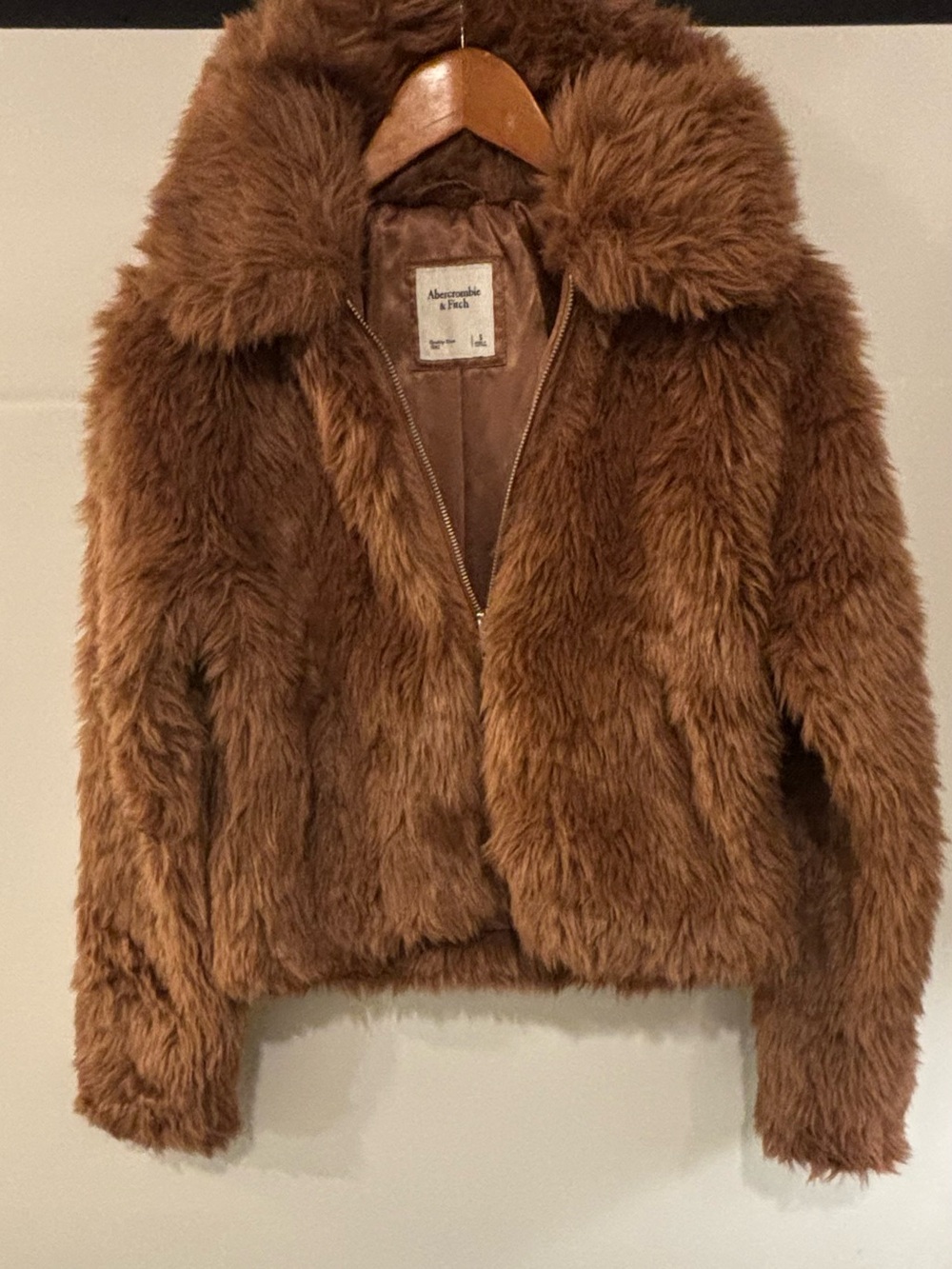 Abercrombie & Fitch Women’s Faux Fur Jacket